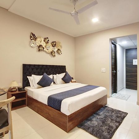 Limewood Stay - Executive Huda City Center Gurgaon Ngoại thất bức ảnh