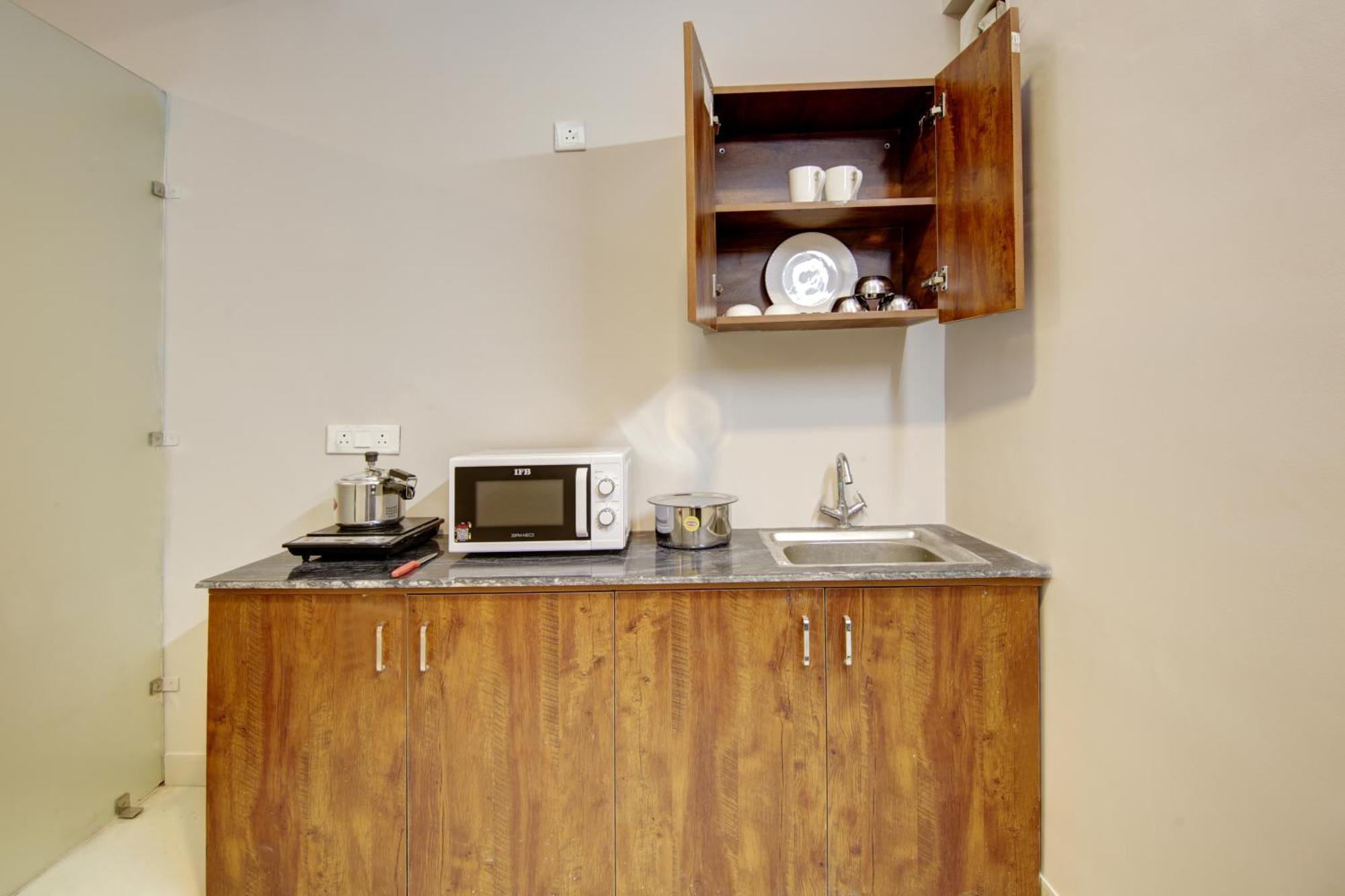 Limewood Stay - Executive Huda City Center Gurgaon Ngoại thất bức ảnh
