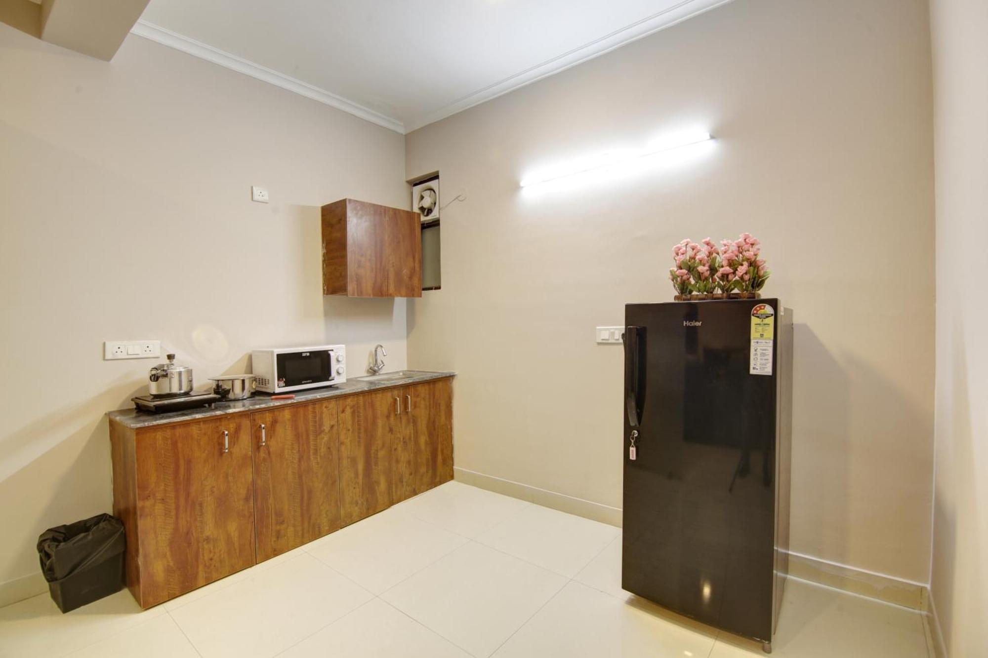 Limewood Stay - Executive Huda City Center Gurgaon Ngoại thất bức ảnh