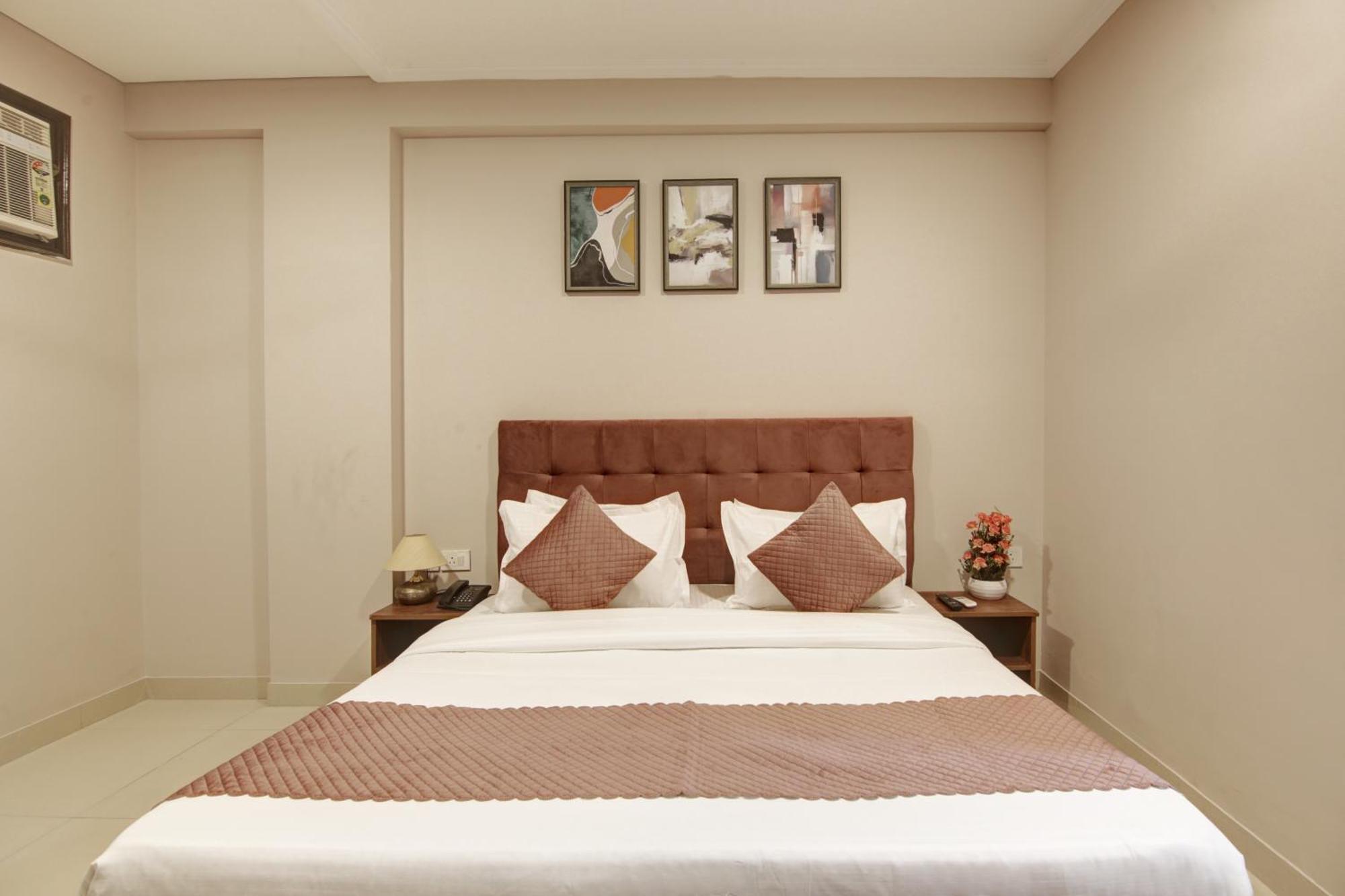 Limewood Stay - Executive Huda City Center Gurgaon Ngoại thất bức ảnh