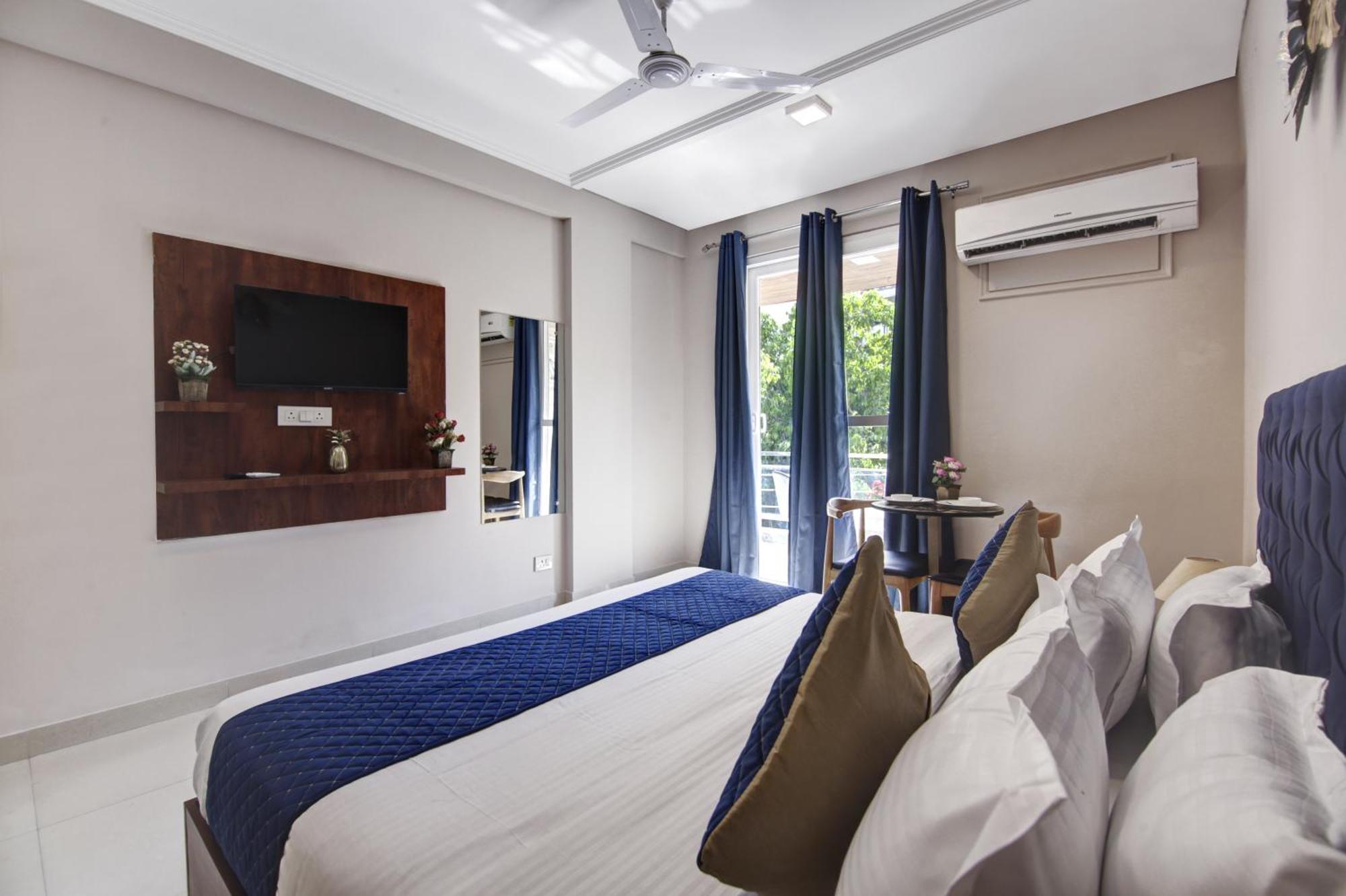 Limewood Stay - Executive Huda City Center Gurgaon Ngoại thất bức ảnh