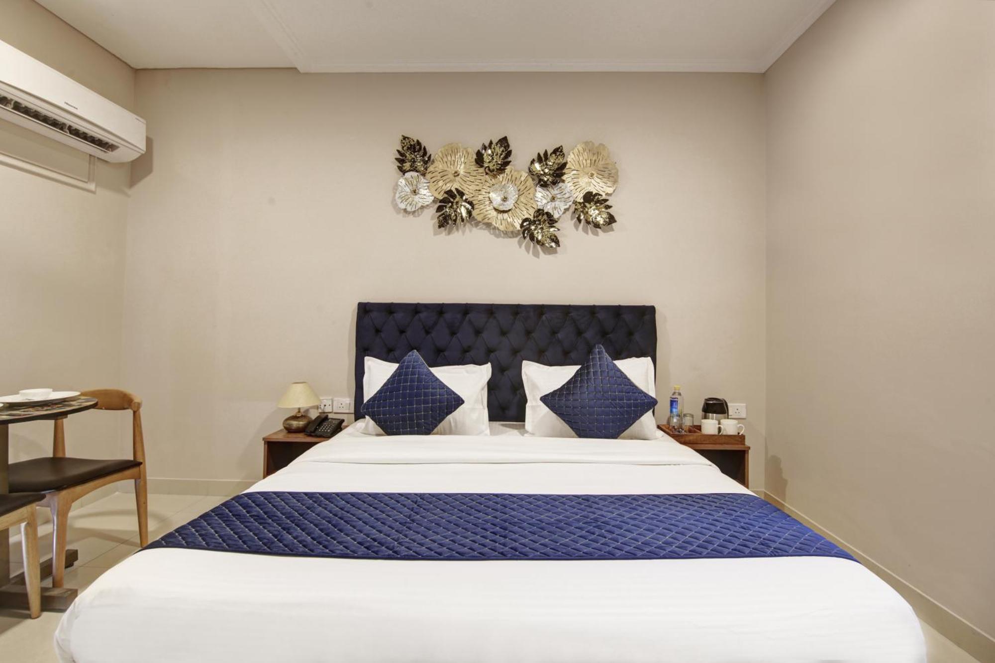 Limewood Stay - Executive Huda City Center Gurgaon Ngoại thất bức ảnh