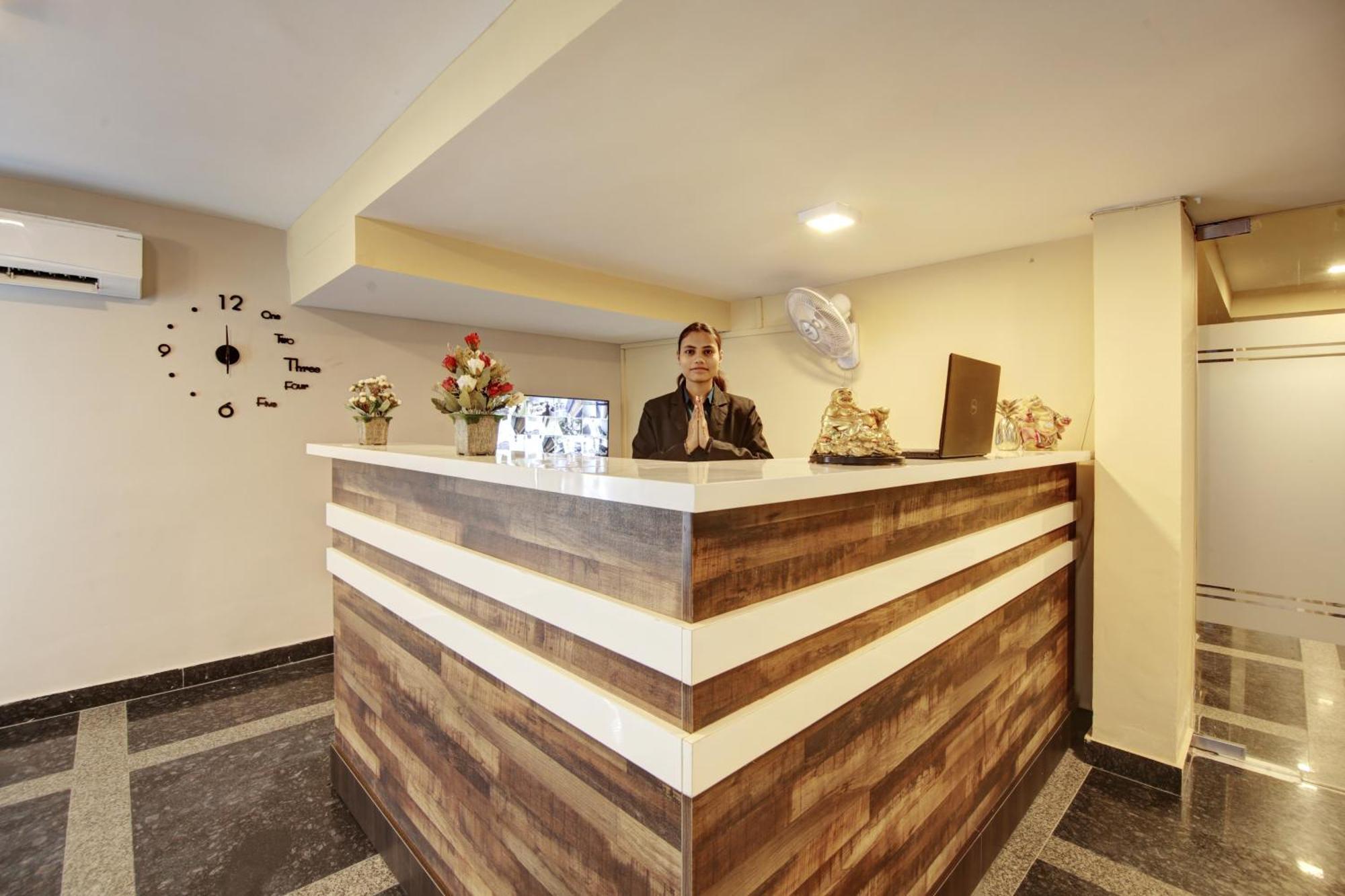 Limewood Stay - Executive Huda City Center Gurgaon Ngoại thất bức ảnh