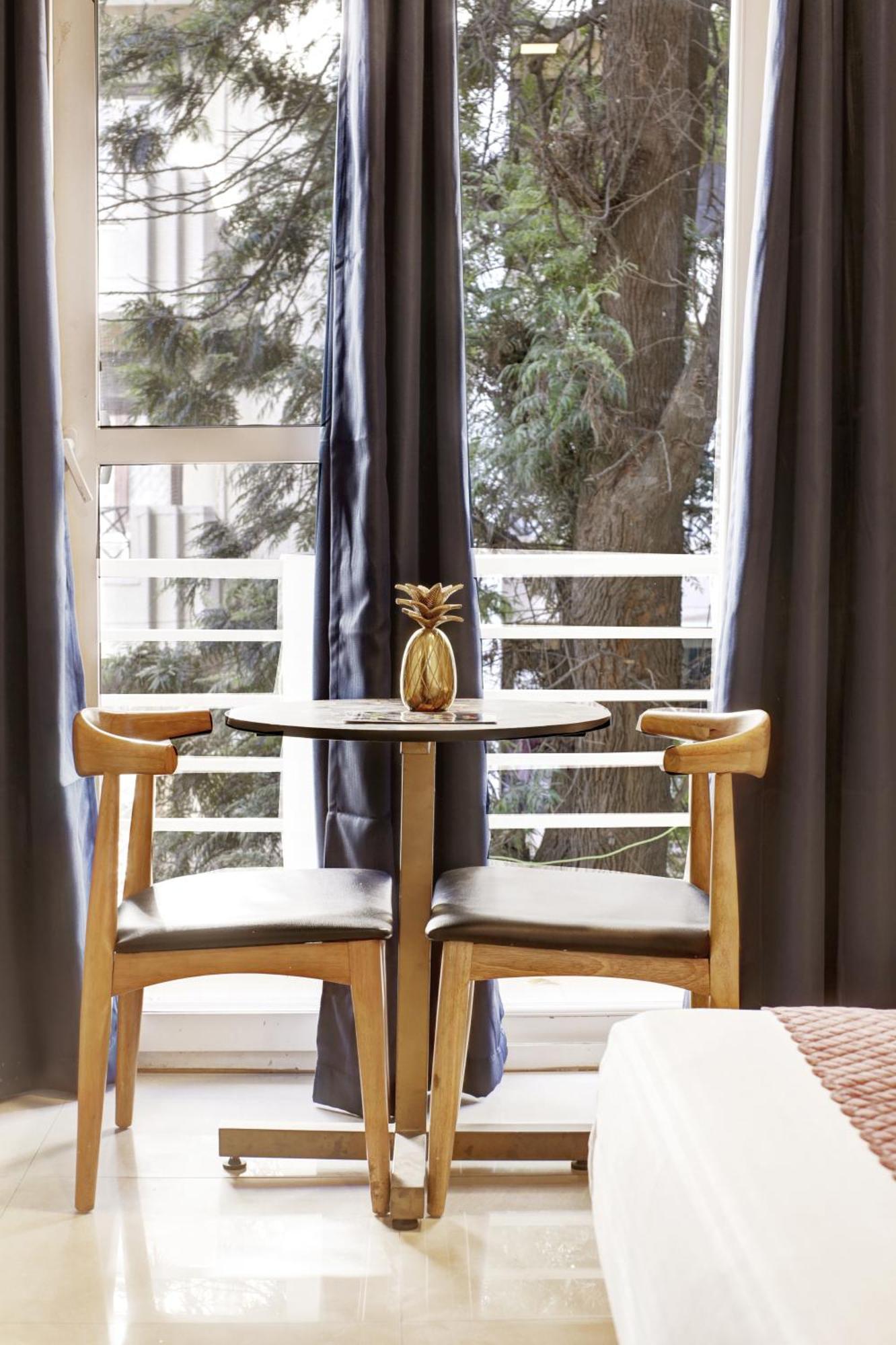 Limewood Stay - Executive Huda City Center Gurgaon Ngoại thất bức ảnh