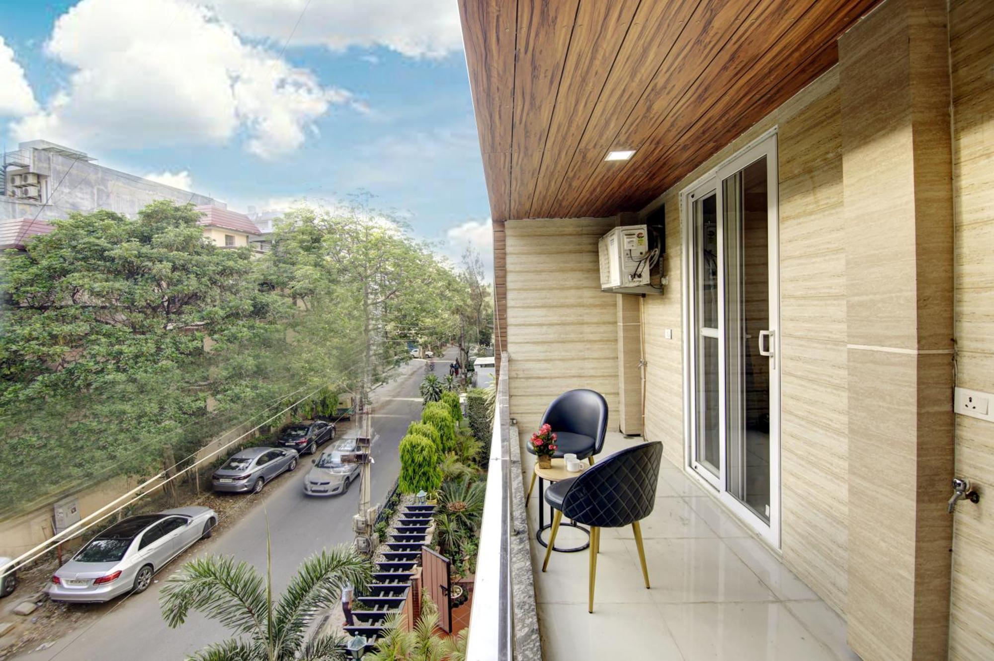 Limewood Stay - Executive Huda City Center Gurgaon Ngoại thất bức ảnh